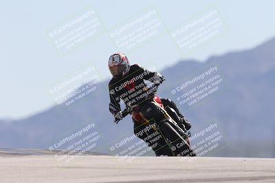 media/Oct-13-2025-Moto Forza (Mon) [[a66d839500]]/3-B Group/Session 4 (Turn 9)/